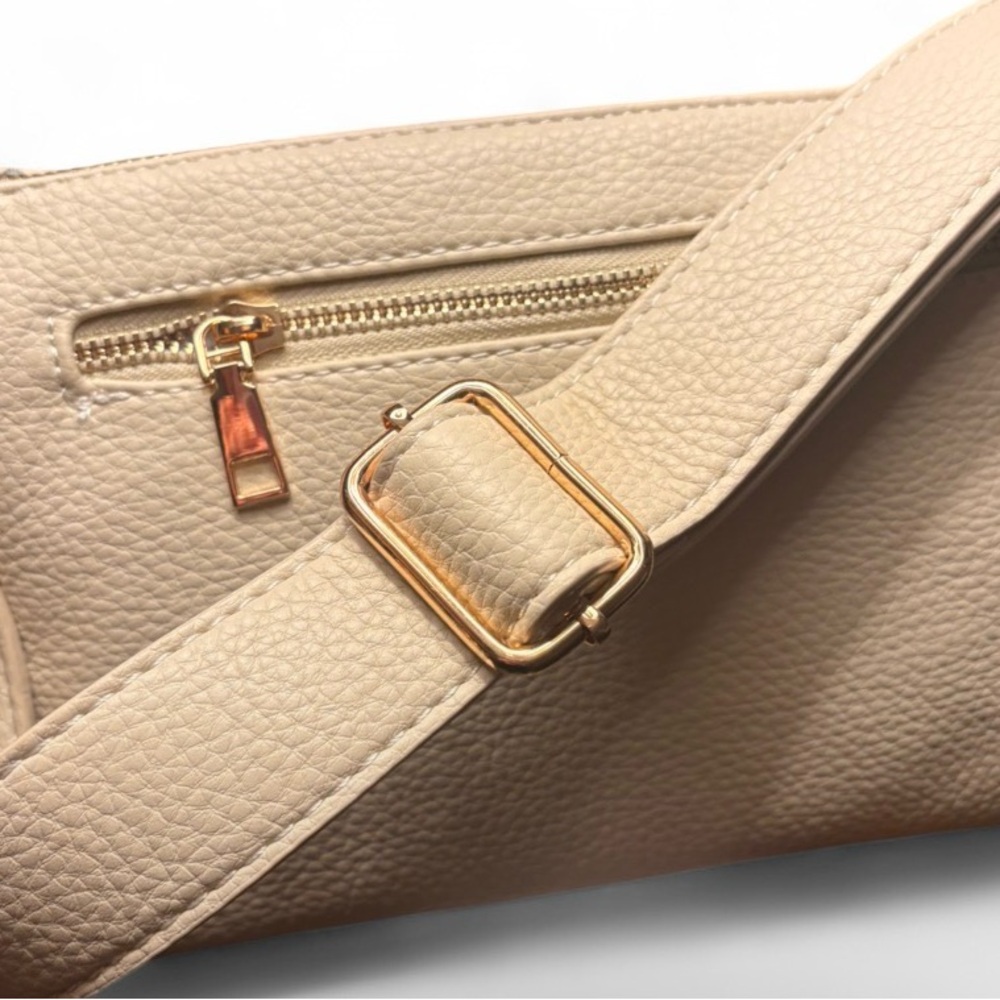 Isabelle Multicompartment VeganLeather Crossbody Bag with Zipper Pocket & Tassle - Picture 5 of 10